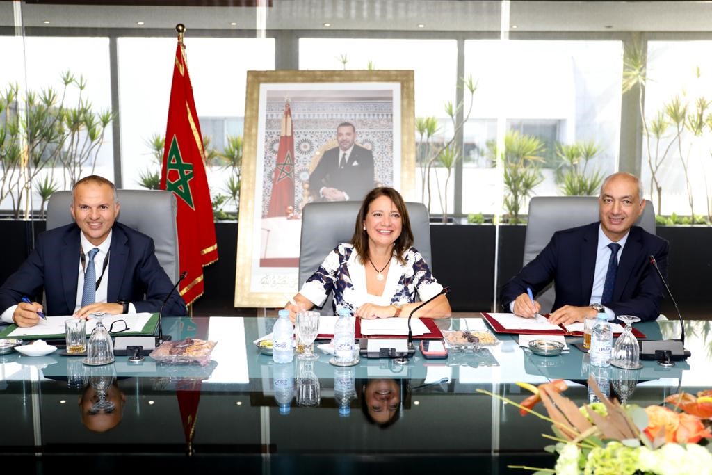 Entrepreneuriat: Attijariwafa bank et Injaz Al-Maghrib signent une convention de partenariat
